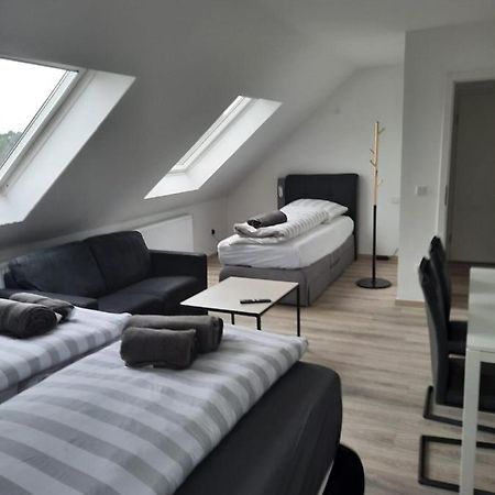 Ferienwohnung Apartment - Free Parking - Wifi - Kitchen Essen Luaran gambar