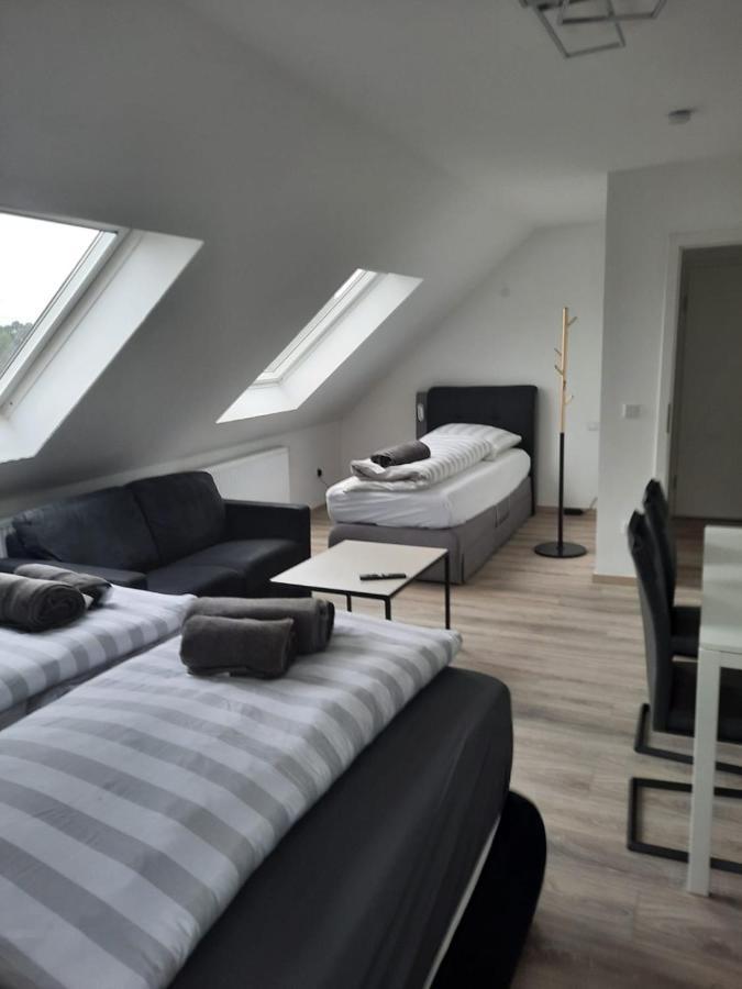 Ferienwohnung Apartment - Free Parking - Wifi - Kitchen Essen Luaran gambar
